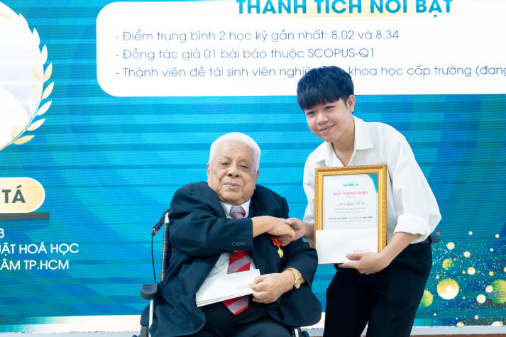 Học bổng Cao Minh Thì 2025 vinh danh 24 cá nhân tiêu biểu trong học tập và nghiên cứu 340