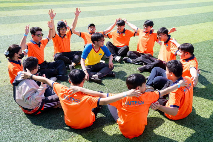 [Video] “iHUTECH - iStart - iShine”: Hành trình gắn kết tân binh Viện Đào tạo Quốc tế 2025 23