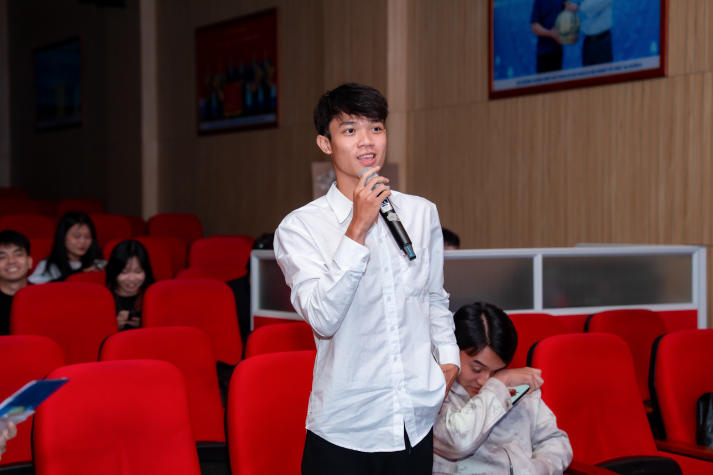Sinh viên Khoa Quản trị Du lịch - Nhà hàng - Khách sạn khám phá “3 lợi thế vàng” khi đầu tư nghiêm túc vào tiếng Anh 41