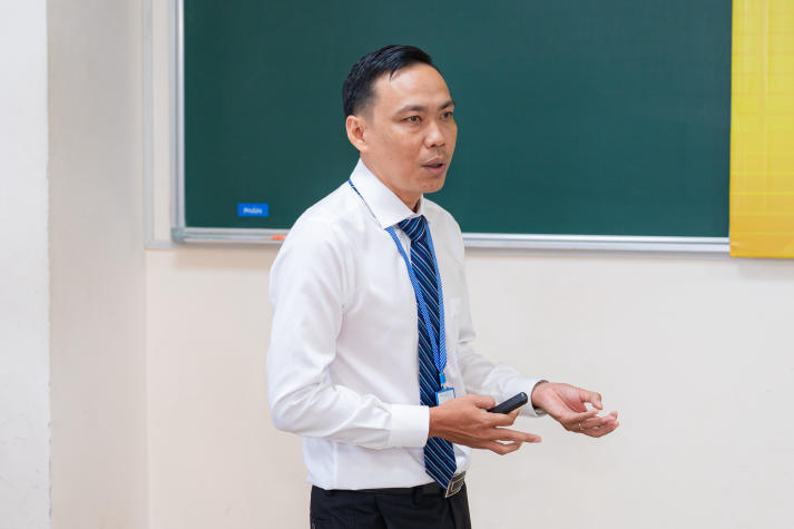 Nhiều giải pháp thiết thực được đề xuất trong buổi bảo vệ luận văn/đề án tốt nghiệp Thạc sĩ ngành Quản trị kinh doanh 44