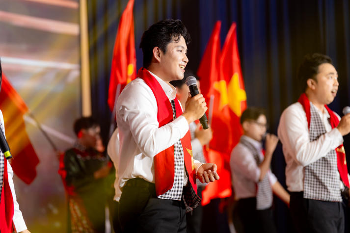 Một mùa giai điệu thăng hoa: HUTECH tôn vinh tháng 11 qua “Tiếng hát từ giảng đường” 2025 55