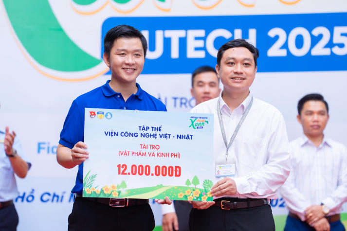 Lễ ra quân Mùa hè xanh HUTECH 2025: Sắc áo xanh tình nguyện vì cộng đồng 34