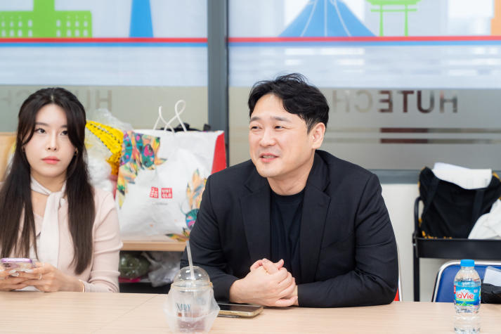 [Video] Sinh viên Viện Khoa học Ứng dụng khám phá bí mật chuẩn K-Beauty cùng chuyên gia Hàn Quốc 23