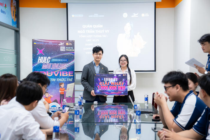 Trao giải cuộc thi “EDUVIBE - Lan tỏa tri thức trẻ”, ghi nhận nhiều nỗ lực của sinh viên Khoa Quản trị kinh doanh 186