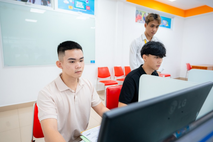 Thông báo mua Bảo hiểm y tế - Đợt bổ sung năm học 2025-2026 (11 tháng): Từ nay đến 17/01/2026 43