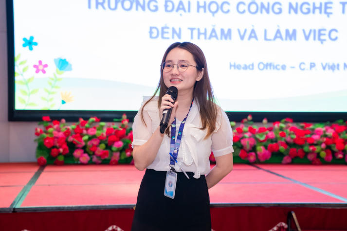 [Ảnh] Kiến tập tại C.P. Việt Nam: Cơ hội cọ xát thực tiễn cho sinh viên ngành Kinh tế quốc tế 21