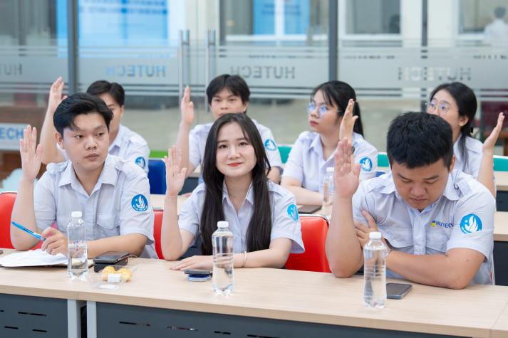 Thế hệ cán bộ Hội HUTECH mới ra mắt: Sẵn sàng cống hiến, dẫn dắt phong trào sinh viên 35