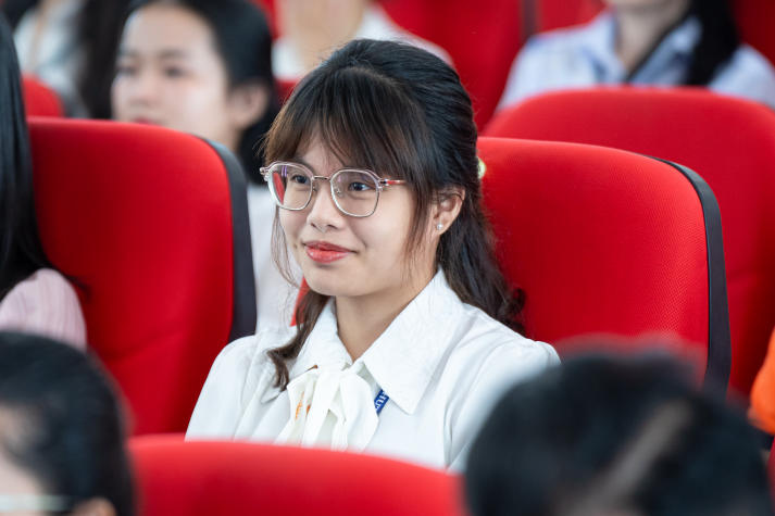 Hội nghị Sinh viên Nghiên cứu Khoa học HUTECH 2025 sẽ diễn ra vào 18/6 tới 59