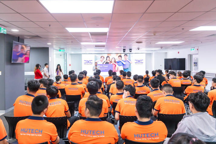 [Ảnh] Học nghề giữa thực tế, HUTECH-ers sớm định hình tương lai 13