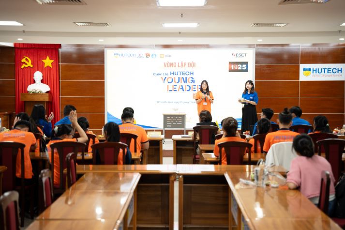 Top 16 HUTECH Young Leaders 2024 tranh tài kịch tính để về “nhà chung” 30