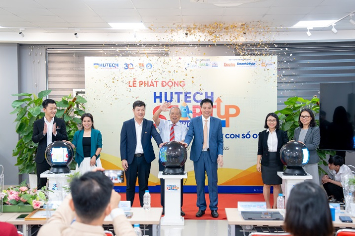 [Video] Chính thức phát động HUTECH Startup Wings 2025 với nhiều hứa hẹn về các dự án khởi nghiệp khả thi 16