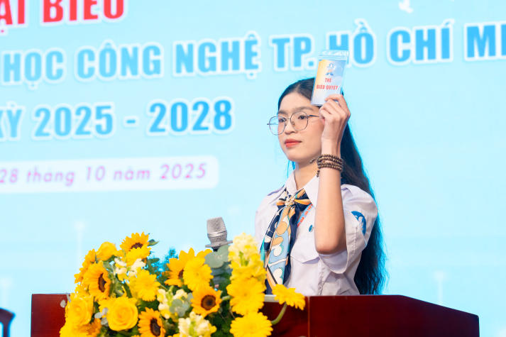 [Video] 10 dấu ấn HUTECH 2025: Khẳng định tầm vóc - Vững bước tương lai 426
