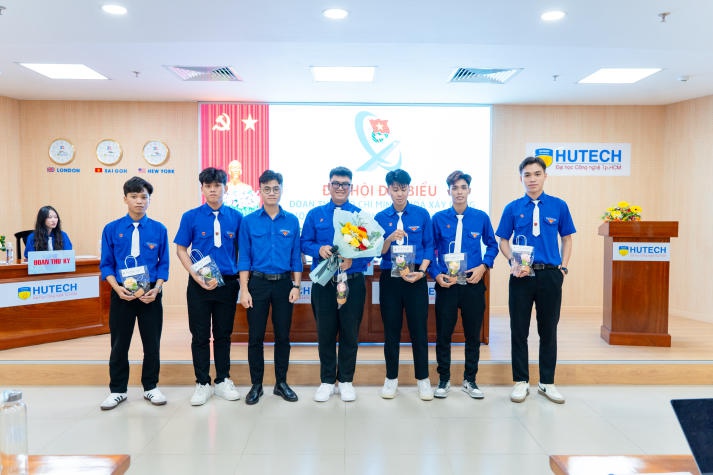 Tuổi trẻ HUTECH vươn cao, vươn xa tại Đại hội Đại biểu Đoàn TNCS Hồ Chí Minh Khoa Xây dựng lần thứ X 41