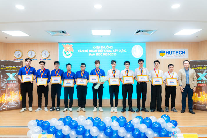 Dấu ấn một năm nỗ lực: Khoa Xây dựng tổng kết phong trào sinh viên và trao giải X-AWARD 2025 78