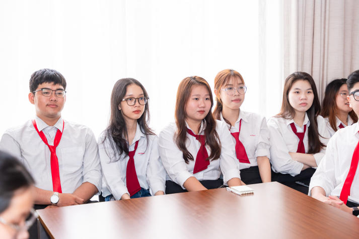 Trải nghiệm đẳng cấp 5 sao: Sinh viên Quản trị nhà hàng học hỏi thực tế tại Hôtel Des Arts Saigon 50