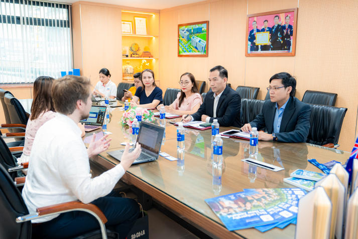 ĐẠI HỌC AUCKLAND (TOP 65 THẾ GIỚI) GẶP GỠ SINH VIÊN I-HUTECH NGÀNH KHOA HỌC MÁY TÍNH CHƯƠNG TRÌNH LIÊN KẾT QUỐC TẾ 13