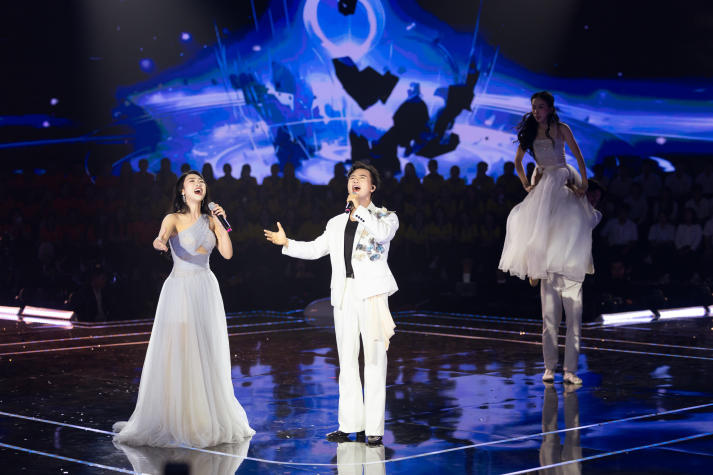 Huỳnh Thị Thắm - Nữ sinh HUTECH bứt phá giành Quán quân TRẺ Concert mùa đầu tiên 7