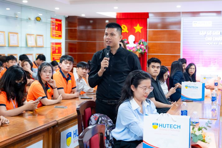 Học kỳ doanh nghiệp: “đường băng” để sinh viên Quản trị kinh doanh tăng tốc vào môi trường làm việc thực tế 51