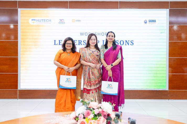 HUTECH faculty and staff explore Bhagavad Gita leadership philosophy and traditional Indian culture 8