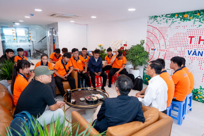 Sinh viên ngành Quản lý thể dục thể thao “đột nhập” Văn phòng đại diện VTV Times, khám phá thế giới truyền thông thể thao 44