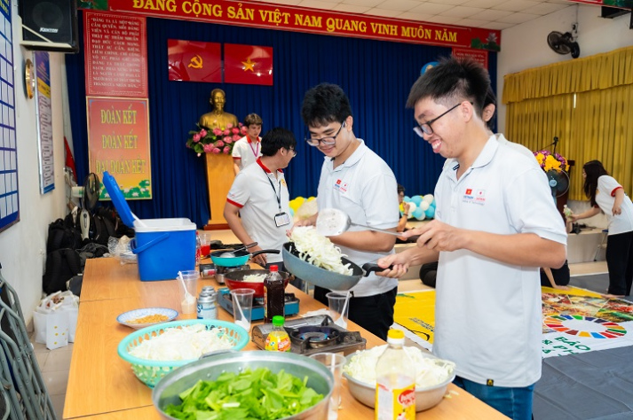 Ngày hội Cựu sinh viên VJIT 2025: Gắn kết tình thân các thế hệ 50