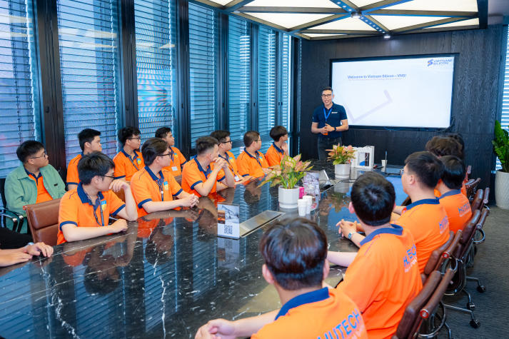 [Ảnh] Học nghề giữa thực tế, HUTECH-ers sớm định hình tương lai 73