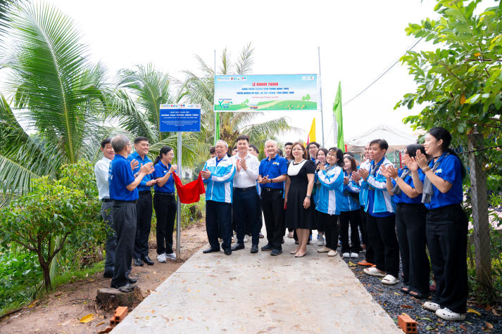 Mùa hè xanh HUTECH 2025 mặt trận Đồng Tháp: Hành trình trưởng thành, gắn kết và lan tỏa yêu thương 58