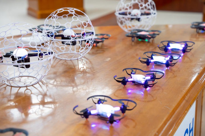 ​Viện Công nghệ Việt - Hàn chính thức phát động cuộc thi Drone Racing "Đường đua ánh sáng" 90