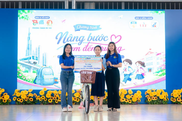 25 ngày Mùa hè xanh HUTECH: Nhiều công trình ở lại, vô vàn giá trị lan tỏa 65