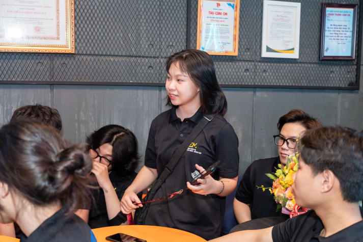 Sinh viên Quản trị sự kiện "đột nhập" Alta Media, khám phá hậu trường công nghệ sự kiện hiện đại 65