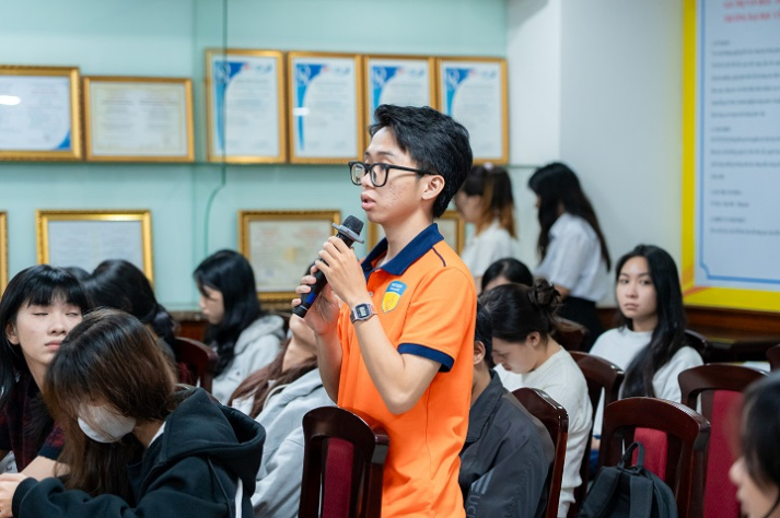 Cựu sinh viên đồng hành cùng sinh viên tạo dấu ấn cá nhân trong lĩnh vực Marketing 52