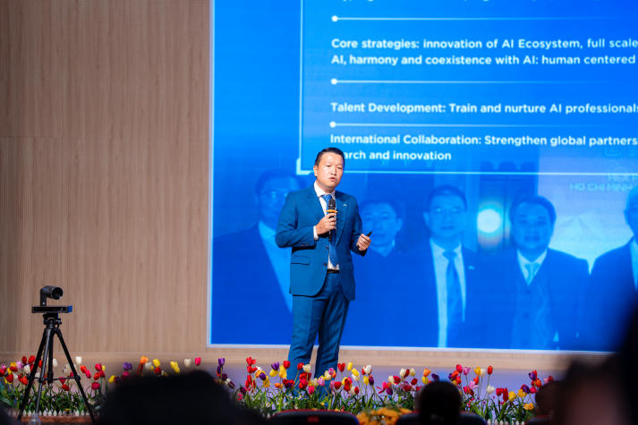 HUTECH cùng SHTP kiến tạo hệ sinh thái công nghệ chiến lược thúc đẩy chuyển đổi kép số - xanh 110