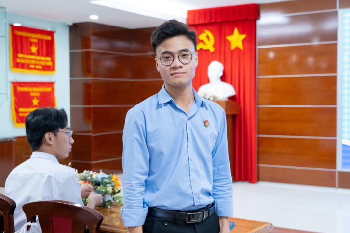 Lễ kết nạp Đoàn Thanh niên Cộng sản Hồ Chí Minh và trao giải các hội thi tại Hội Xuân HUTECH 2024 38