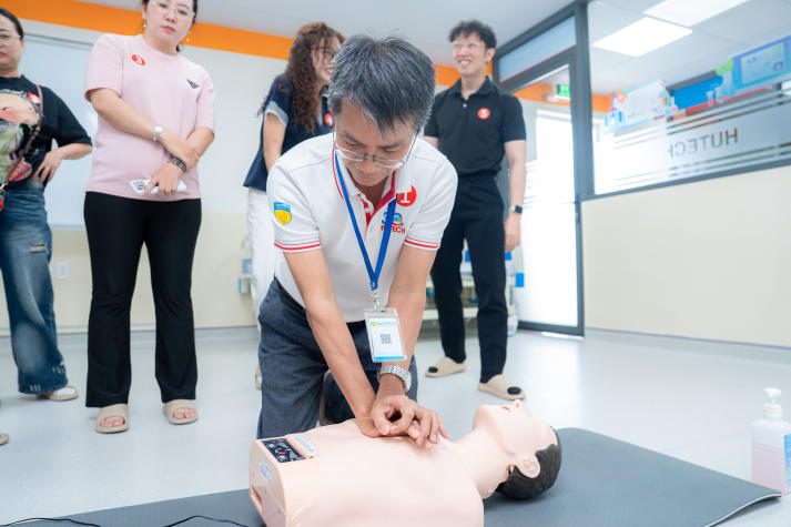 HUTECH nâng cao năng lực xử trí sự cố y tế cho đội ngũ CB-GV-NV 94