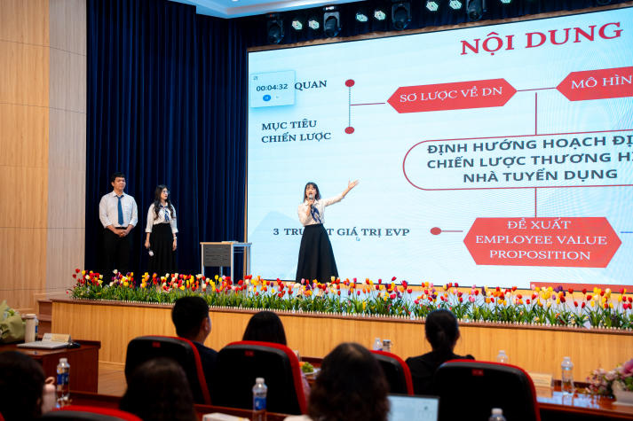 Thử sức cùng HRM Challenge, sinh viên HUTECH làm chủ kỹ năng nhân sự trong kỷ nguyên số 124