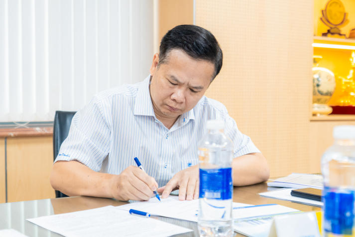 NCS. Lê Thị Mỹ Hạnh bảo vệ chuyên đề luận án Tiến sĩ về ứng dụng AI trong ngành lưu trú 10