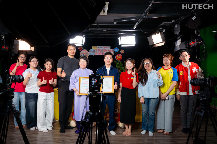 ​[HUTECH TIKTOK LIVE 2026] Hiểu ngành từ người trong nghề, tự tin chọn lối đi tương lai 46