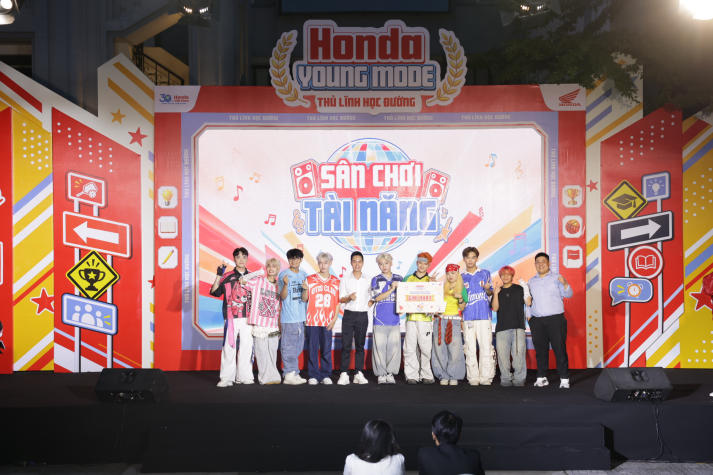 HUTECH giành vé vào Chung kết toàn quốc và ẵm trọn giải Nhất Tài năng tại “Honda Young Mode - Thủ lĩnh học đường” 69