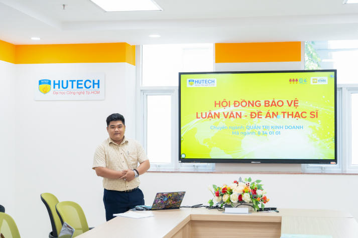 Nhiều đề tài về quản trị nhân lực, hành vi tiêu dùng nổi bật tại buổi bảo vệ luận văn/đề án Thạc sĩ Quản trị kinh doanh 65