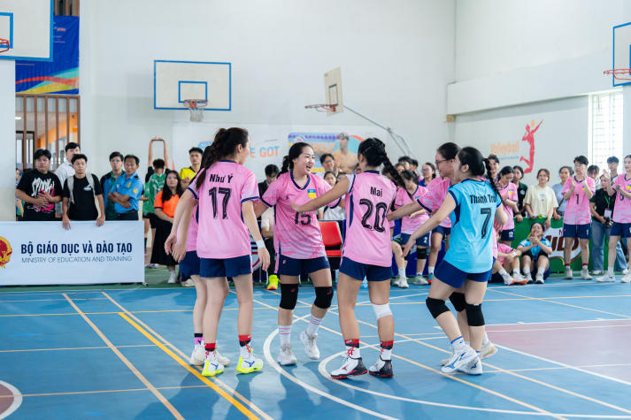 49 đội bóng hội tụ tại HUTECH, mở màn vòng Loại Bóng chuyền Đại hội Thể thao Sinh viên toàn quốc 2026 130