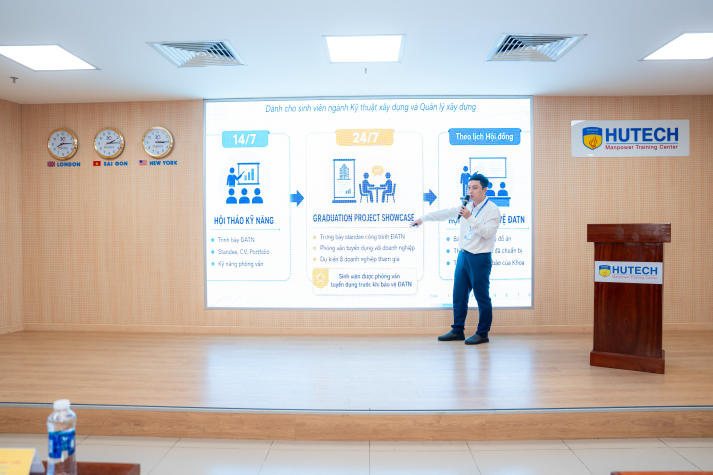 Sinh viên Khoa Xây dựng hoàn thiện kỹ năng bảo vệ đồ án và hồ sơ tuyển dụng 15