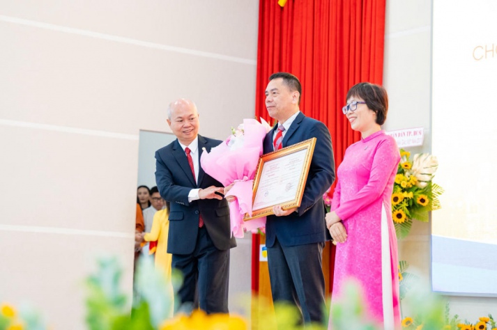 HUTECH đứng thứ 08 trong 23 Trường Đại học tại Việt Nam trên bảng xếp hạng thế giới URAP 2024 35