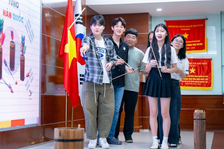 HUTECH tuyển sinh 08 ngành Chương trình Việt - Hàn năm 2025 68