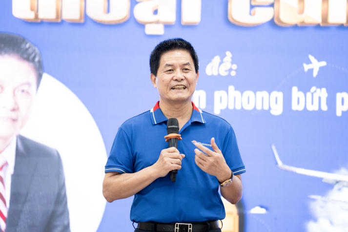 “Sếp lớn” đến tận trường truyền bí kíp nghề nghiệp: đặc quyền của sinh viên HUTECH 64