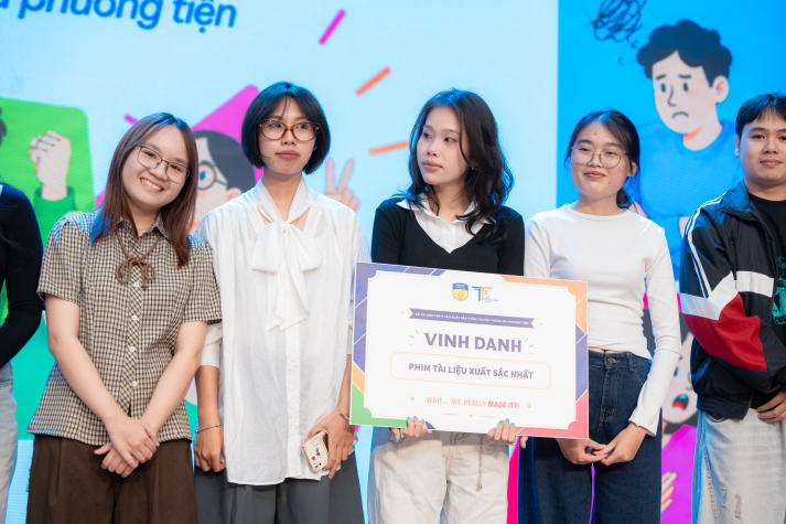 [Video] Sinh viên Truyền thông đa phương tiện kể chuyện đời bằng 59 sản phẩm sáng tạo 95