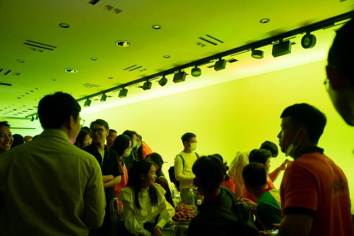 Sinh viên ngành Thiết kế nội thất tìm hiểu giải pháp chiếu sáng tại Công ty TNHH Công nghệ Long Khang 54