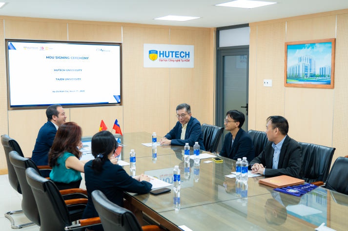 HUTECH ký kết MOU với Đại học Khoa học Kỹ thuật Đại Nhân (Đài Loan)