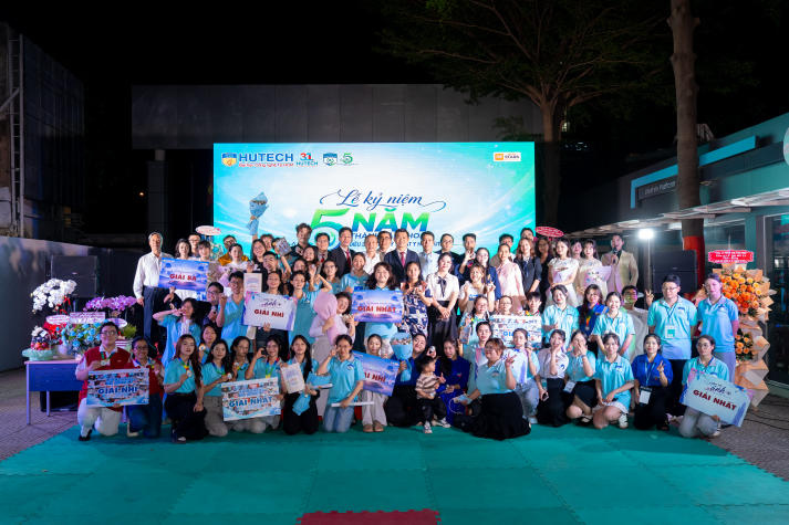 [Video] Sinh viên Khoa Điều dưỡng - Kỹ thuật y học “cháy” hết mình tại HUTECH’s Health Festival 2026 217