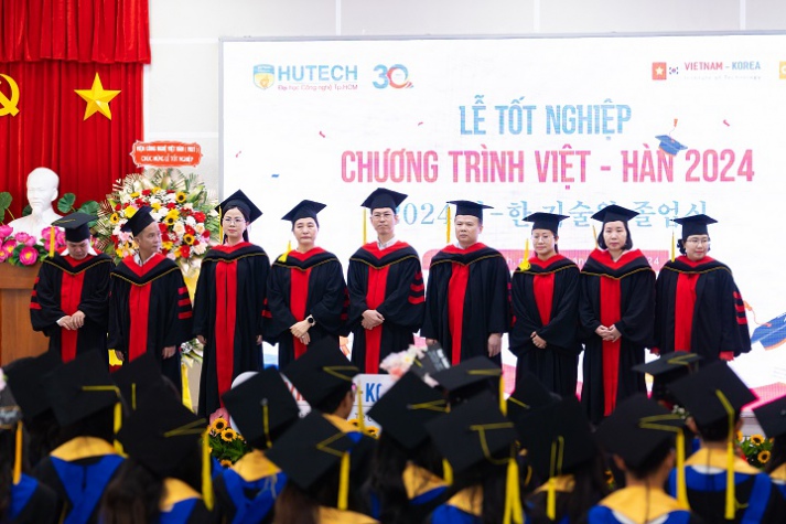 “Ngày rời tổ” đầy cảm xúc và kỳ vọng vươn xa của các tân Cử nhân, Kỹ sư chương trình Việt - Hàn 86