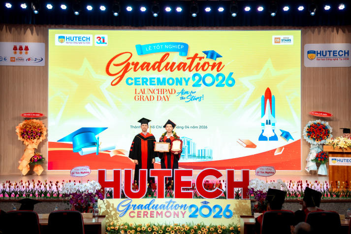 Lễ trao bằng tốt nghiệp HUTECH: Dấu son cho hành trình bền bỉ chinh phục tri thức 77